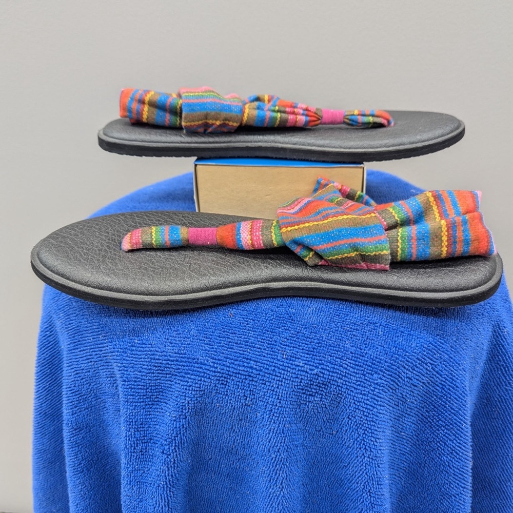 Sanuk Women's Yoga Sling 2 Print Cabaret Blanket Sandals Size 9 Multicolored - Picture 2 of 6